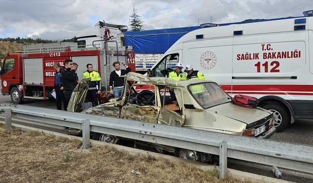 Isparta'da zincirleme trafik kazasında 2 kişi öldü, 3 kişi yaralandı