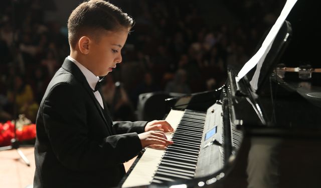 Kahramanmaraş'ta Filarmoni Sanat Akademisi öğrencileri konser verdi