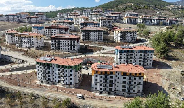 Osmaniye'de 819 deprem konutu ay sonuna kadar tamamlanacak
