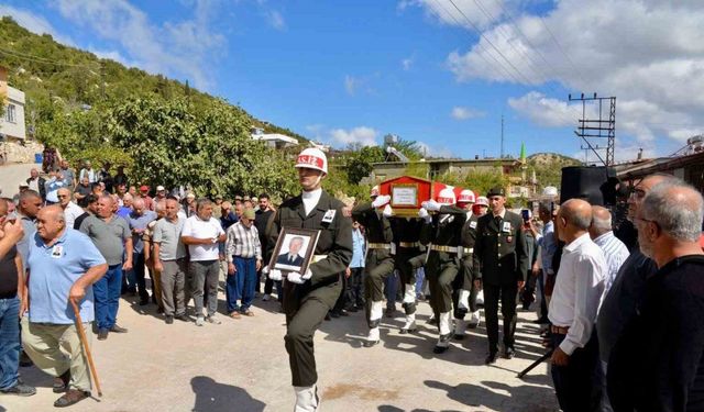 105 hayatını kaybeden Kore Gazisi son yolculuğuna uğurlandı