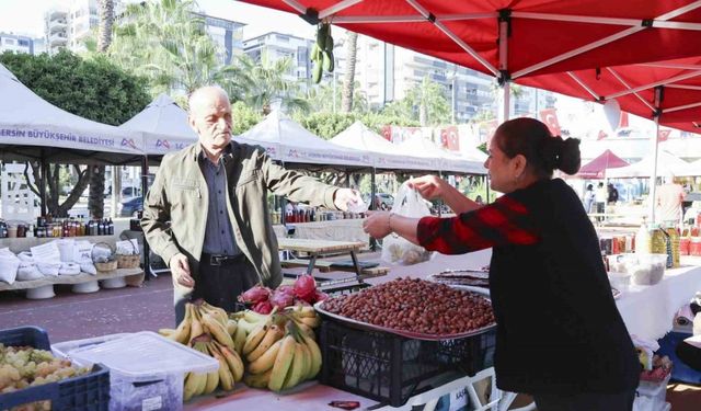 Kadın üreticilerin el emeği ürünleri ’Hasat Pazarı’nda