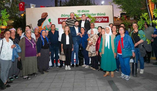 Tarsus’ta kadın üreticilere fidan desteği