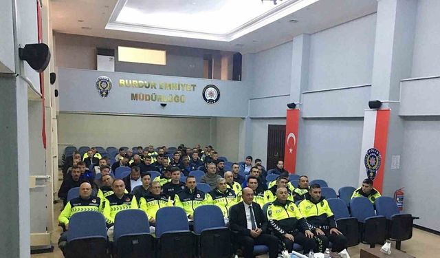 Trafik levhaları sadeleştirilecek