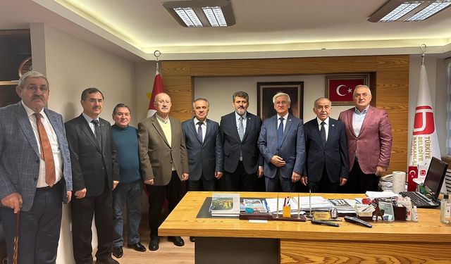 Debgici, Belediye Başkanları Birliği ile Bir Araya Geldi