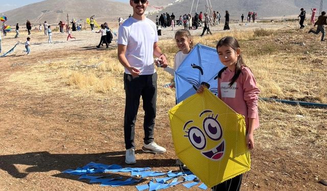 Elbistan’da Uçurtmalar Gökyüzüne Uçtu