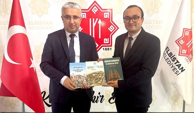 Tarihçi-Yazar Orhan Saydam’dan Anlamlı Ziyaret