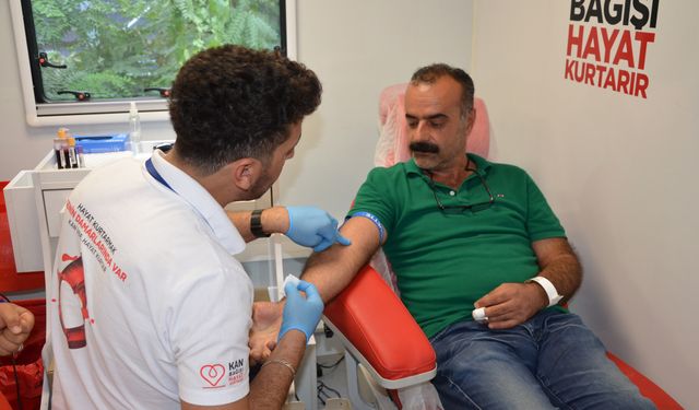 Türk Kızılayı Afşin'de 60 Ünite Kan Topladı