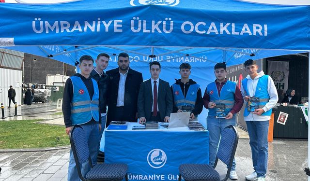 Ümraniye Ülkü Ocakları’ndan Öğrencilere UZEM Desteği