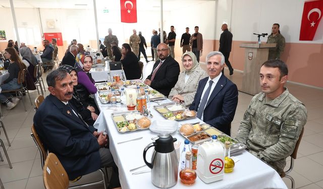 Vali Ünlüer, Şehit Aileleri ve Gazilerle Buluştu