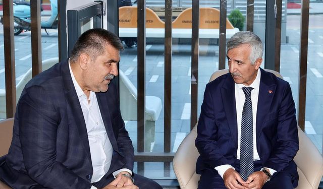 Vali Ünlüer'den Başkan Karaca’nın Annesine Geçmiş Olsun Ziyareti