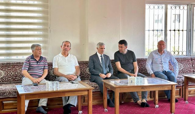 Vali Ünlüer’den TRT Muhabiri Asilhan Yılmaz’a Taziye Ziyareti