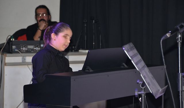 Afşin’de Piyano Resitali Sanatseverleri Büyüledi