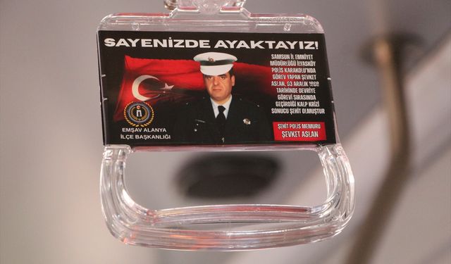 Alanya'da şehitlerin ismi halk otobüslerinde yaşatılıyor