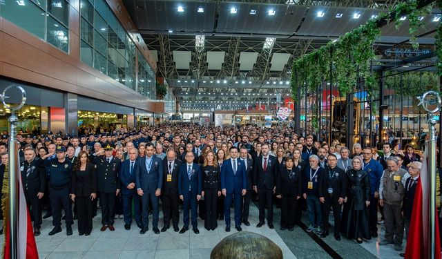 Büyük Önder Atatürk, İstanbul Sabiha Gökçen Havalimanında anıldı