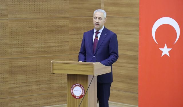 Hatay'da 'Aile Yılında Çocuk Hakları Paneli' düzenlendi