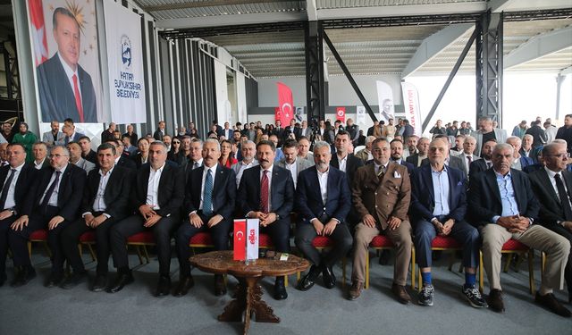 Hatay'da imalatçıların ürünlerini tanıttığı 4. Mobilya Fuarı açıldı
