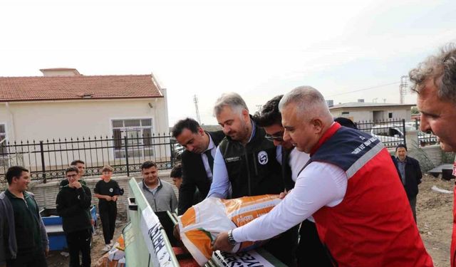 HBB’den tarım lisesine buğday ve gübre desteği