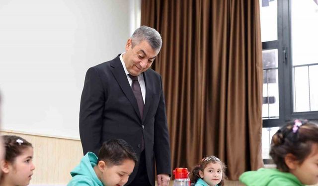 Vali Toros: "Yıkılan bin 469 derslik yerine bin 534 modern derslik yaptık"