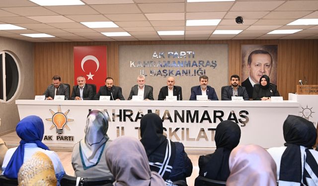 AK Parti Dulkadiroğlu İlçe Danışma Toplantısı Gerçekleşti