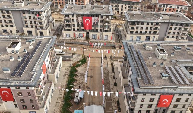 Kahramanmaraş’ta 5 Bin 733 Konut ve 790 İş Yeri Hak Sahiplerine Teslim Edildi