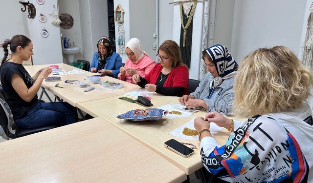 KAMEK’in Takı Tasarım Kursunda Hobiler Mesleğe Dönüşüyor