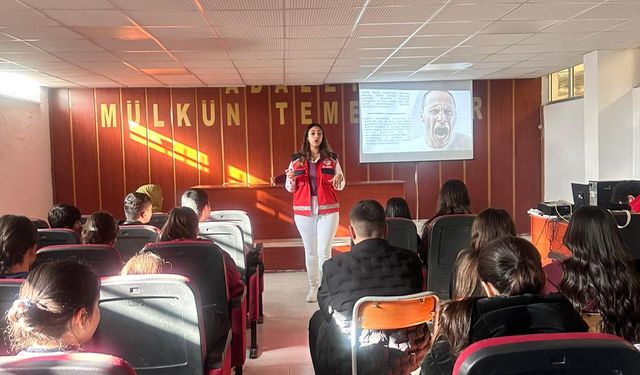 Afşin’de Lise Öğrencilerine Öfke Yönetimi Eğitimi Verildi
