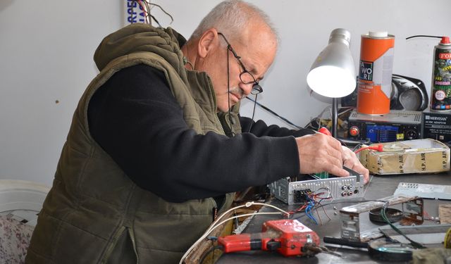 Afşin’de Teyp Tamirciliğinin Son Ustası: İnce Köker