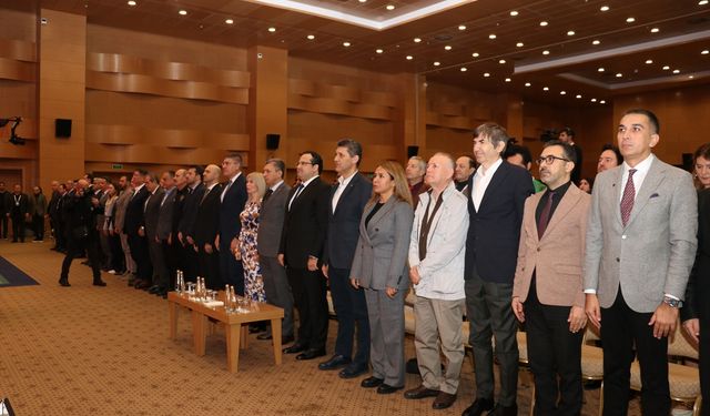 Antalya'da '9. Akdeniz Bilişim Zirvesi' düzenlendi