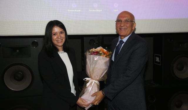 ÇÜ İletişim Fakültesi Dekanlığına Prof. Dr. Ayşe Aslı Sezgin Büyükalaca atandı