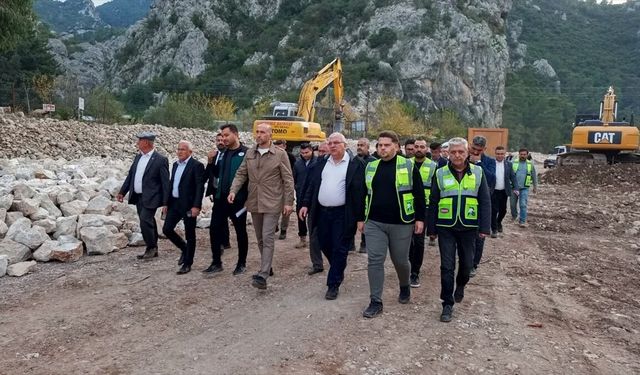 Kumluca Kaymakamı Güneş, ilçedeki altyapı çalışmalarını inceledi