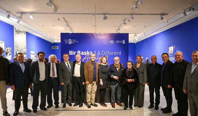 "Bir Başka Antalya 3" sergisi ziyarete açıldı