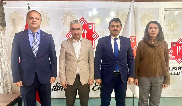 Başkan Gürbüz, İstiklal Üniversitesi Akademisyenlerini Ağırladı