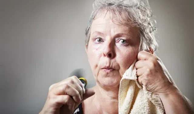 Menopoza Geçiş Döneminde 8 Etkili Öneri!