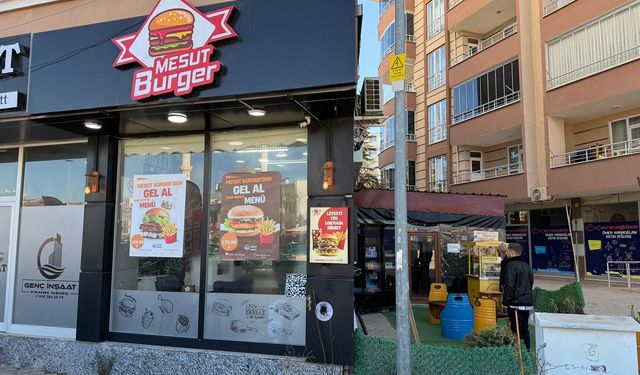 Mesut Burger’den Yılbaşına Özel Gel-Al Kampanyası