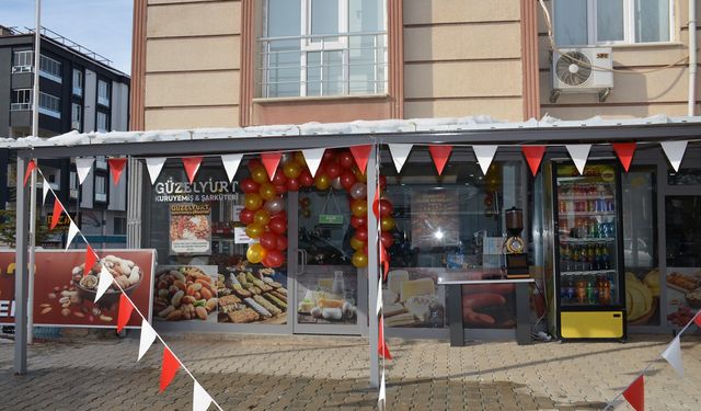 Afşin’de Güzelyurt Kuruyemiş ve Şarküteri Hizmete Açıldı