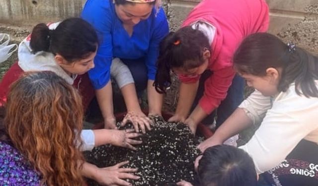 Antalya'da özel gereksinimli çocuklara doğa sevgisi aşılanıyor