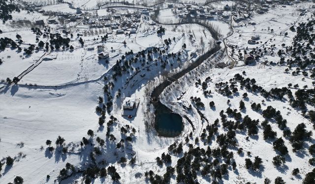 Yeşilgöz Gölü'nde Kış Manzarası Havadan Görüntülendi