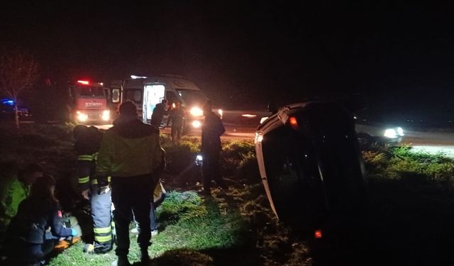 Kontrolden çıkan otomobil devrildi, sürücü yaralandı