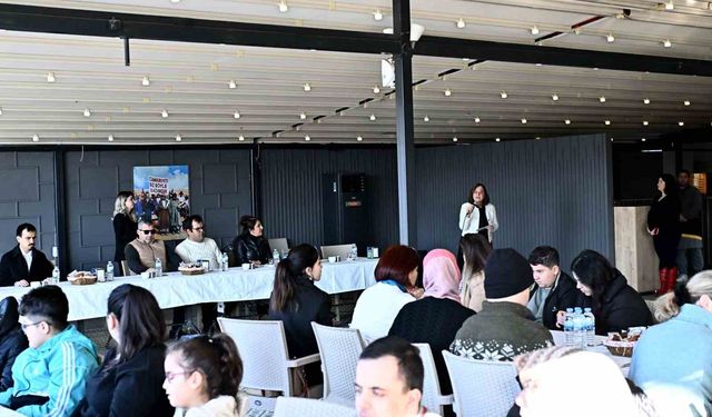 Muratpaşa'dan 'Beyaz Baston' farkındalığı