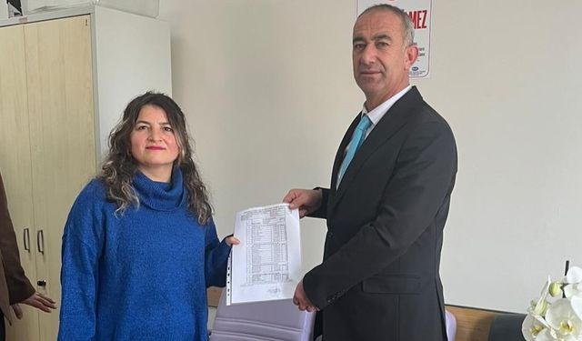 Emrah Gümüş Mazbatasını Aldı