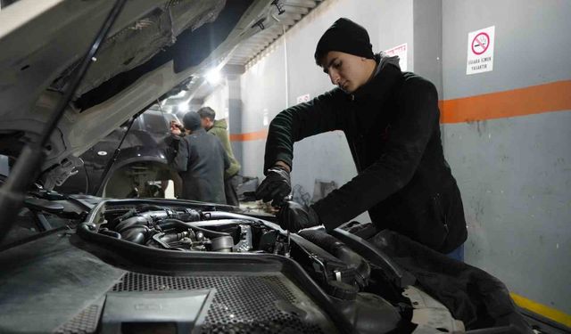 Kar yağışı sonrası kışlık araç bakım yoğunluğu arttı