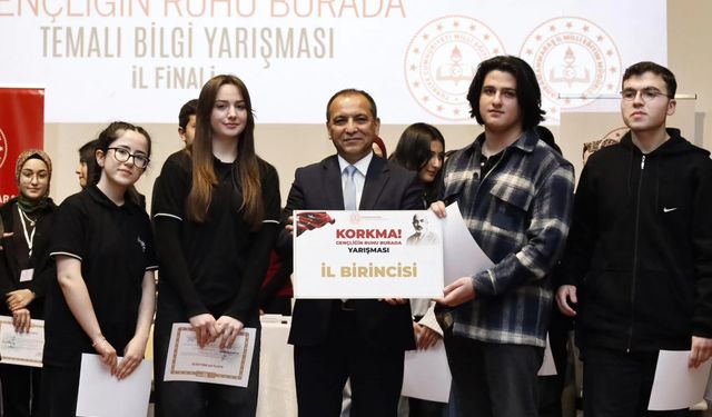 Afşin Anadolu Lisesi Bilgi Yarışmasında Zirveye Çıktı