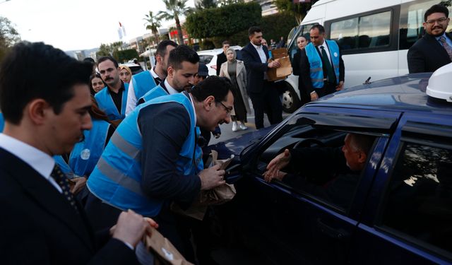 AK Parti Genel Başkan Yardımcısı Ali İhsan Yavuz, Mersin'de 'İftar Buluşması'nda konuştu: