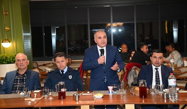 Anamur Kaymakamı Kemal Duru muhtarlarla iftar yaptı
