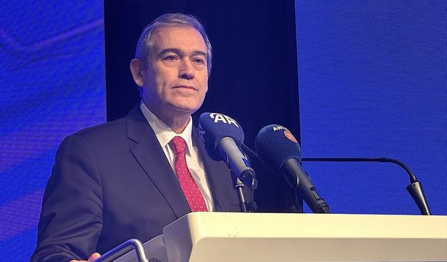 Antalya'da 'Dijital İnsan' zirvesi düzenlendi