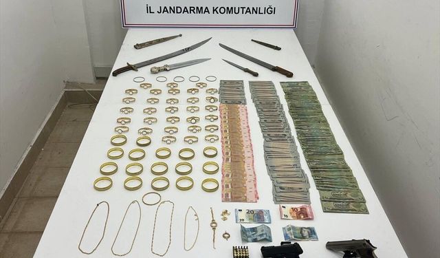 Antalya'da sahte altın operasyonunda 2 şüpheli yakalandı