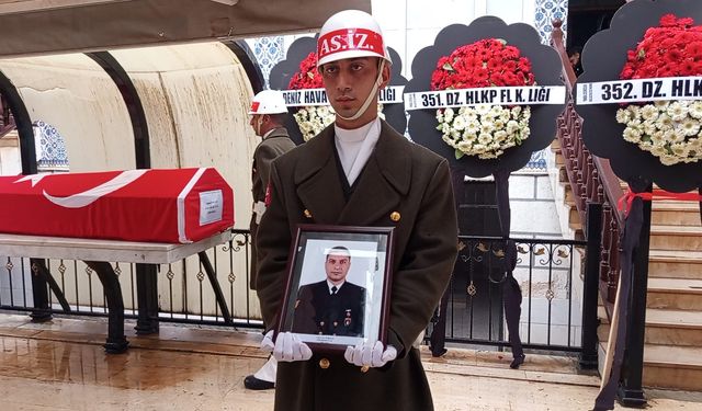 Kocaeli'de trafik kazasında ölen kıdemli üstçavuşun cenazesi Hatay'da defnedildi