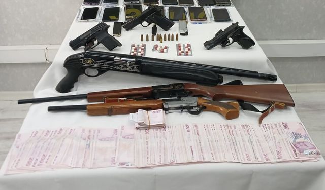 Mersin'de fuhuş operasyonunda yakalanan 13 şüpheli tutuklandı