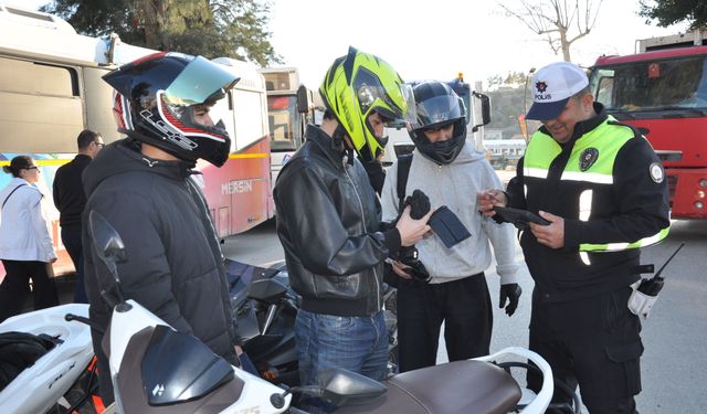Mersin'de motosiklet sürücüleri denetlendi
