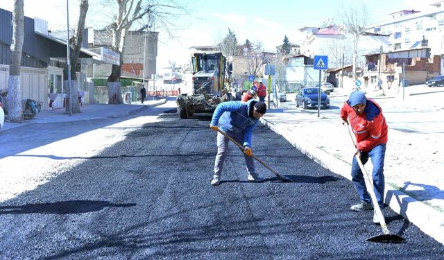 Dulkadiroğlu'nda sürüş konforu için Büyükşehir'den müdahale